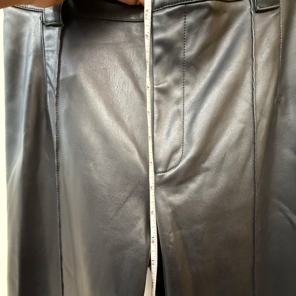 Zara Full Length Faux Leather Pants Size Medium - Picture 4 of 8